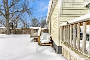 1949 Letart Ave, Muskegon, MI 49441 - Photo 27