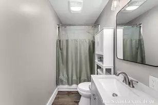 1949 Letart Ave, Muskegon, MI 49441 - Photo 15