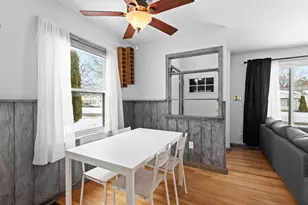 23066 Ithaca St, Oak Park, MI 48237 - Photo 9