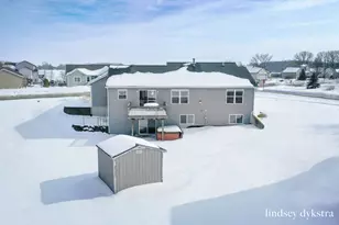 943 Red Tail Dr, Coopersville, MI 49404 - Photo 45