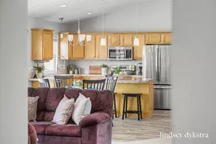 943 Red Tail Dr, Coopersville, MI 49404 - Photo 11