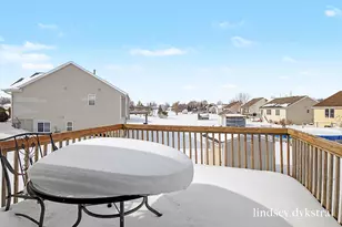 943 Red Tail Dr, Coopersville, MI 49404 - Photo 47