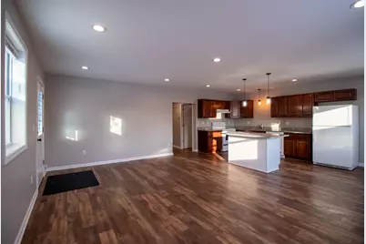 570 Wabash Street, Milan, MI 48160 - Photo 3