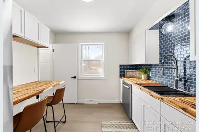 4137 Madison Avenue SE, Grand Rapids, MI 49548 - Photo 11