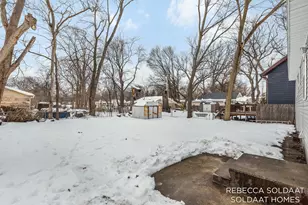 4137 Madison Ave SE, Grand Rapids, MI 49548 - Photo 37