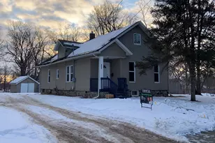 1013 Maple Ave, Jackson, MI 49203 - Photo 1