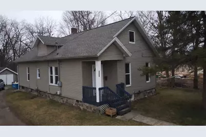 1013 Maple Avenue, Jackson, MI 49203 - Photo 1