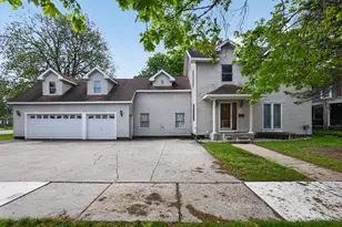 1109 S Genesee Dr, Lansing, MI 48915 - Photo 3