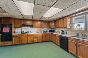 19466 US-12, Edwardsburg, MI 49112 - Photo 7