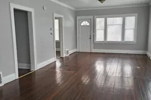 1560 6th St, Muskegon, MI 49441 - Photo 3