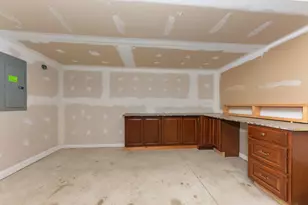 7378 Maplelawn Dr, Ypsilanti, MI 48197 - Photo 33