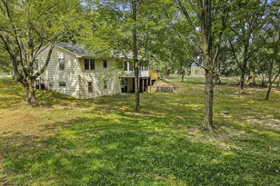 8700 Whittall St NE, Rockford, MI 49341 - Photo 5