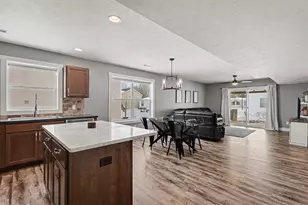 6576 Moss Lake Dr, Hudsonville, MI 49426 - Photo 5