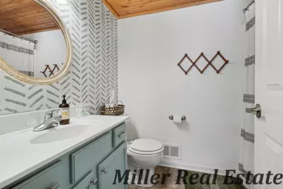 711 Howard Lane, Hastings, MI 49058 - Photo 15