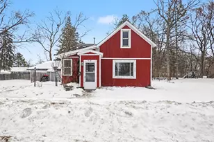 718 S Mill St, Reed City, MI 49677 - Photo 1