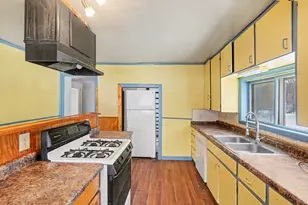 718 S Mill St, Reed City, MI 49677 - Photo 11