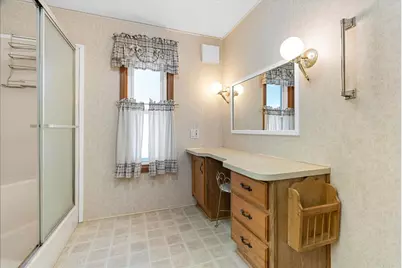 420 Blenheim Place, Lansing, MI 48906 - Photo 23