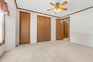 420 Blenheim Pl, Lansing, MI 48906 - Photo 17