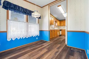 420 Blenheim Pl, Lansing, MI 48906 - Photo 9