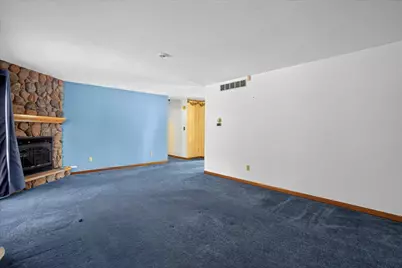 20350 Old 205, Edwardsburg, MI 49112 - Photo 7