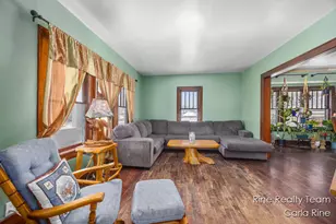 113 Powers St, Cadillac, MI 49601 - Photo 7