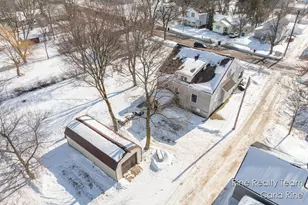 113 Powers St, Cadillac, MI 49601 - Photo 33