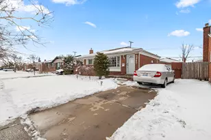 5845 Plainfield St, Dearborn Heights, MI 48127 - Photo 37