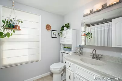 2646 Monroe Avenue NE, Grand Rapids, MI 49505 - Photo 41