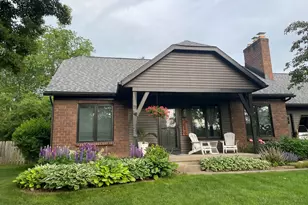 2646 Monroe Ave NE, Grand Rapids, MI 49505 - Photo 7