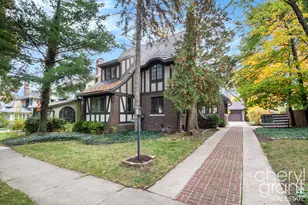 618 Laurel Ave SE, Grand Rapids, MI 49506 - Photo 1