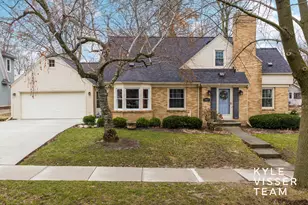 849 Maxwell Ave SE, East Grand Rapids, MI 49506 - Photo 41