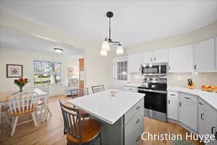 7617 Primrose Ln, Portage, MI 49024 - Photo 9