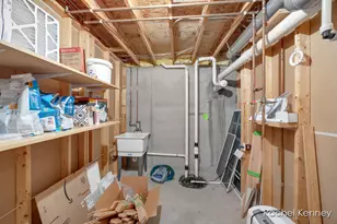 3495 Diamond Ridge Dr NE, Rockford, MI 49341 - Photo 55