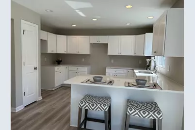 739 Audubon Boulevard, Jackson, MI 49203 - Photo 5