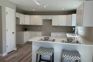 739 Audubon Blvd, Jackson, MI 49203 - Photo 5