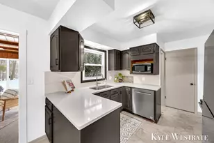 3349 Chevy Chase St NE, Grand Rapids, MI 49546 - Photo 13