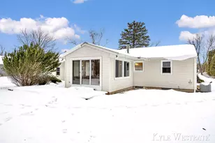 3349 Chevy Chase St NE, Grand Rapids, MI 49546 - Photo 33