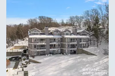 810 S Harbor Drive #16, Grand Haven, MI 49417 - Photo 7