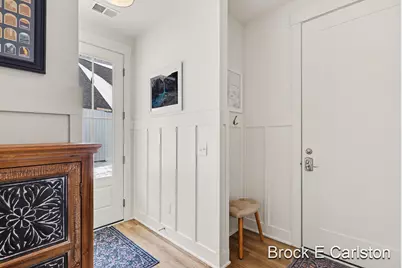 946 Boardwalk Cove Drive, Muskegon, MI 49441 - Photo 9