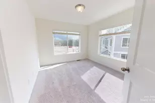 2725 Bristol Rdg Dr, Ann Arbor, MI 48105 - Photo 17