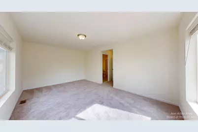 2725 Bristol Rdg Drive, Ann Arbor, MI 48105 - Photo 13