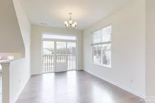 2725 Bristol Rdg Dr, Ann Arbor, MI 48105 - Photo 5