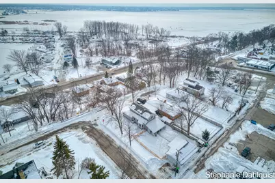 1922 Oak Avenue, North Muskegon, MI 49445 - Photo 3