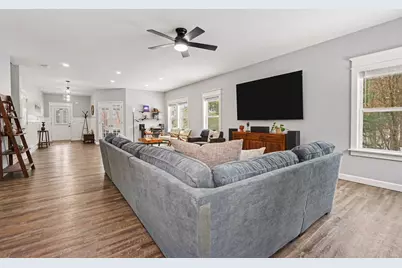 9360 Stratford Woods Trail, Kalamazoo, MI 49009 - Photo 9