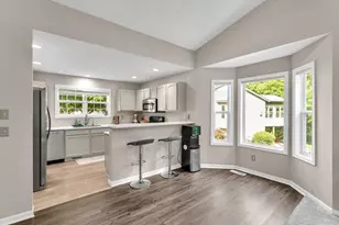 6690 Green Valley Ct SE, Caledonia, MI 49316 - Photo 7