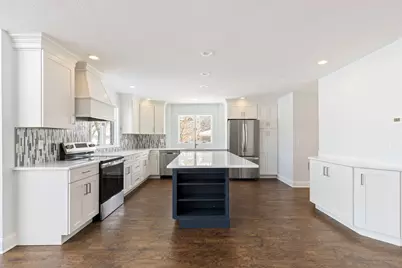 10436 Kings Point Drive, Three Rivers, MI 49093 - Photo 11