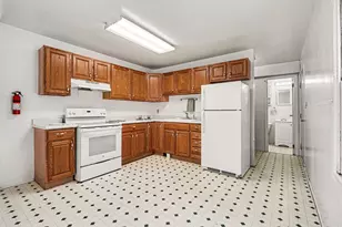 5536 Roanoke St, Portage, MI 49024 - Photo 5