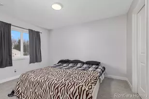 13624 Signature Dr, Holland, MI 49424 - Photo 17