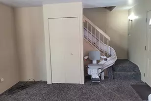 41276 N Woodbury Green Dr, Belleville, MI 48111 - Photo 9