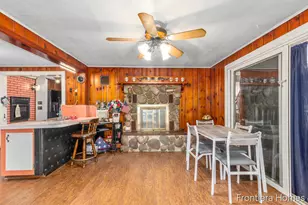 147 Montrose St NE, Grand Rapids, MI 49505 - Photo 13